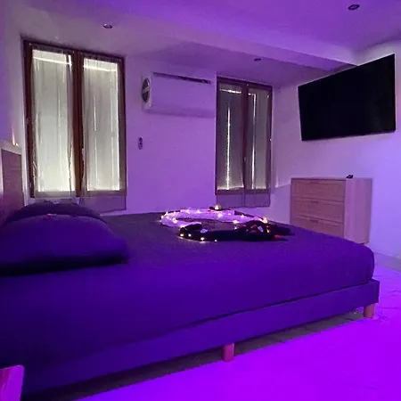 アパート Duplex Romantique Avec Jacuzzi Privatif *
