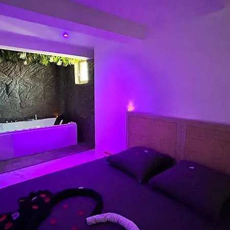 アパート Duplex Romantique Avec Jacuzzi Privatif