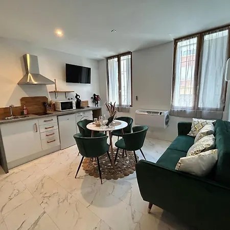 Duplex Romantique Avec Jacuzzi Privatif