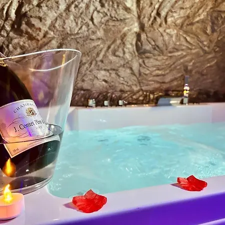アパート Duplex Romantique Avec Jacuzzi Privatif