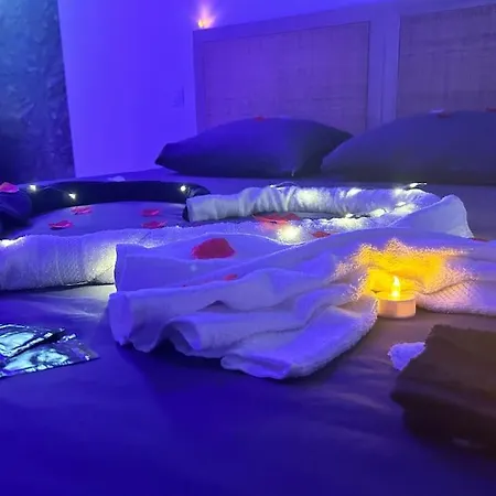 アパート Duplex Romantique Avec Jacuzzi Privatif *